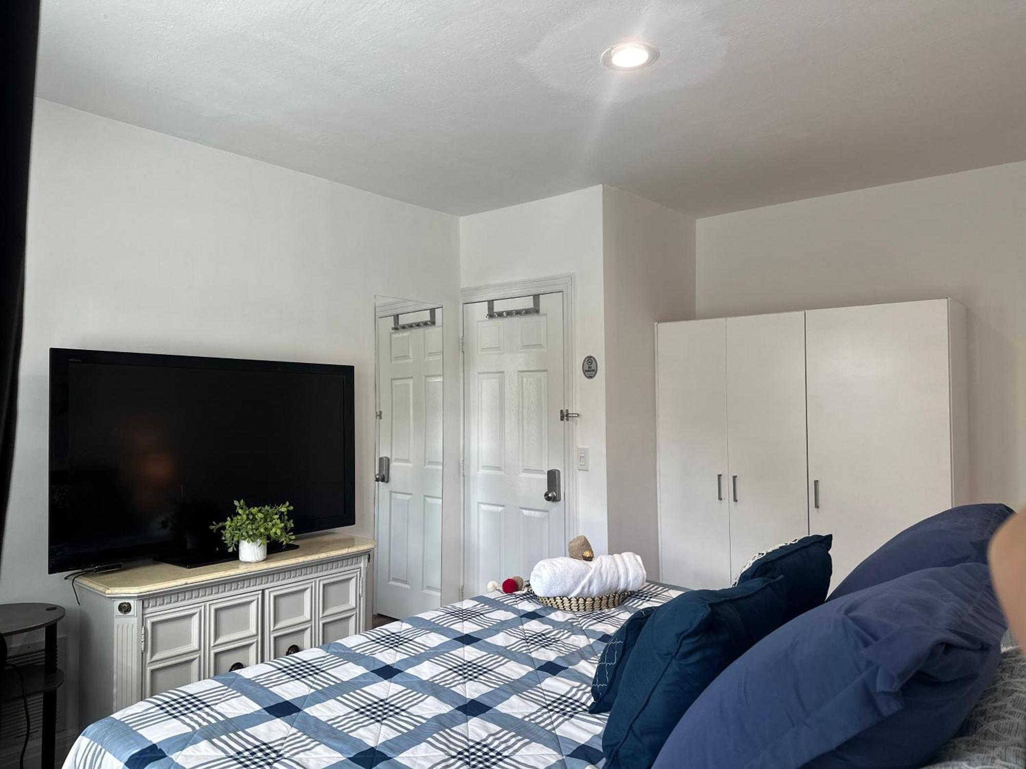 Cozy Private Bedrooms Kitchen Wifi Englewood Exteriör bild
